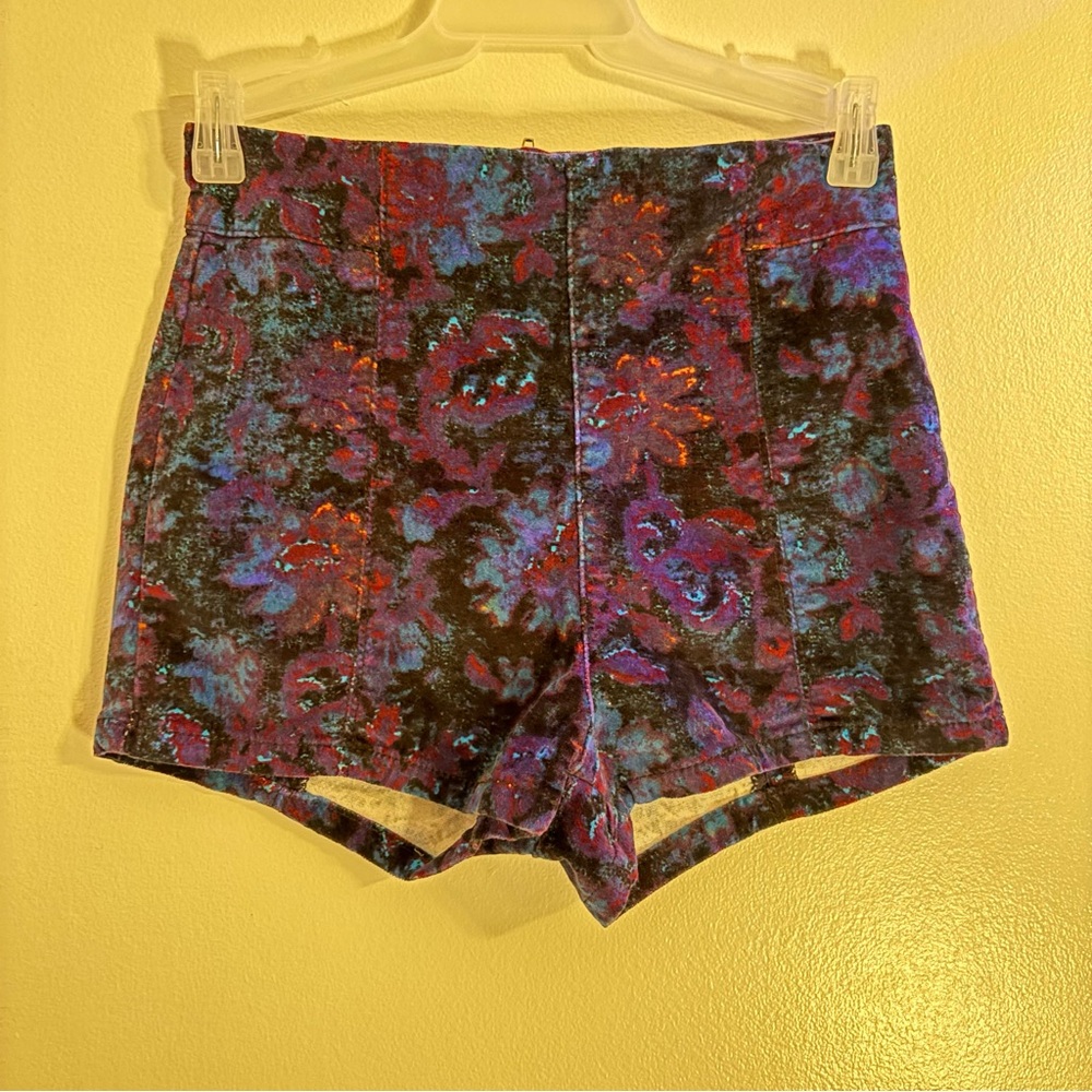 Urban Outfitters Kimchi Blue High Waist Velvet Shorts - Size 0